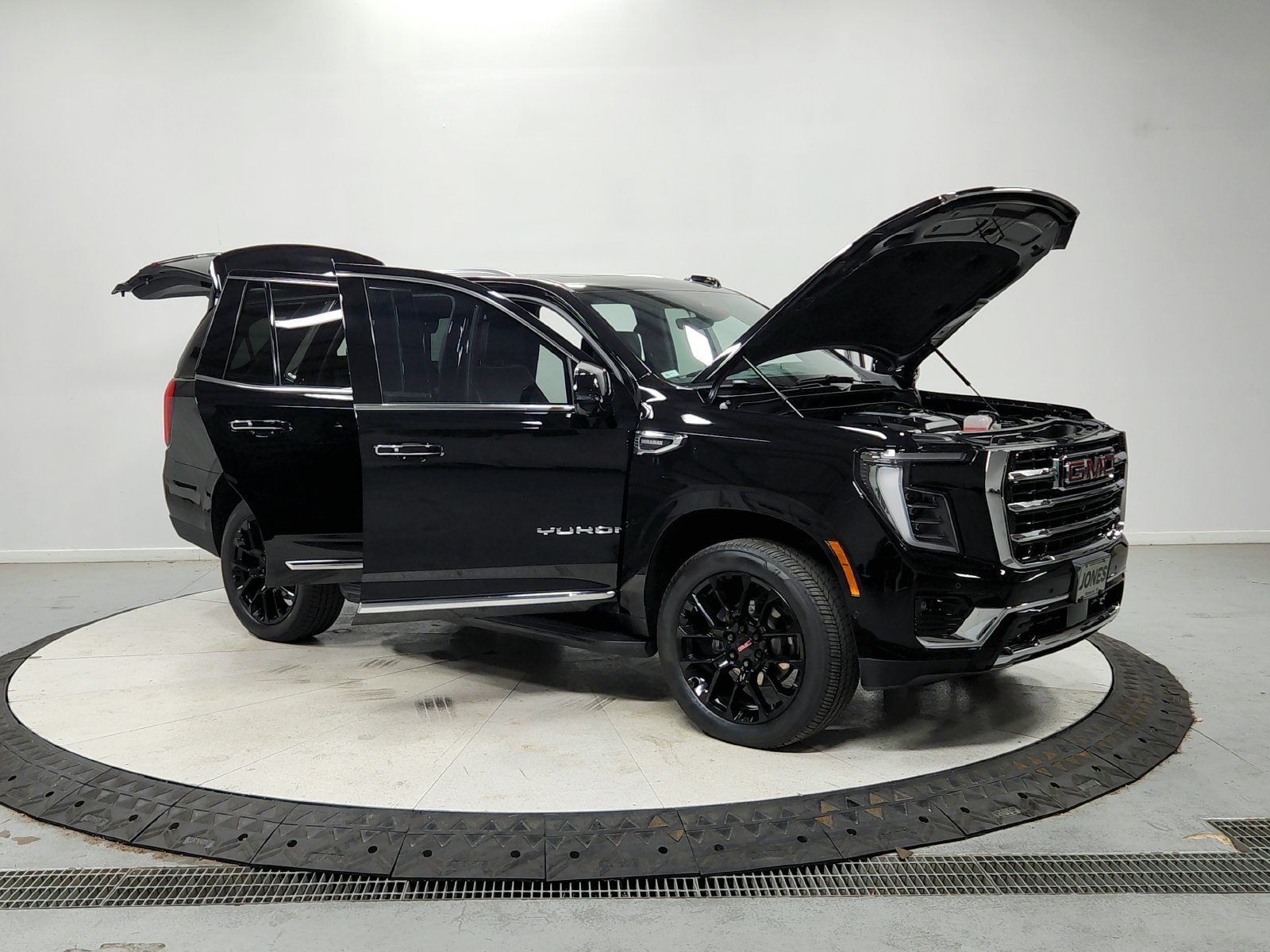 Used 2026 GMC Yukon Elevation w/ Elevation Premium Package AWD/4WD image 10