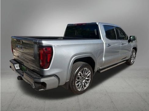 Used 2026 GMC Sierra 1500 Denali Ultimate AWD/4WD image 5
