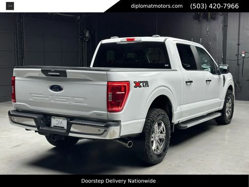 Used 2023 Ford F150 XLT w/ XTR Package image 7