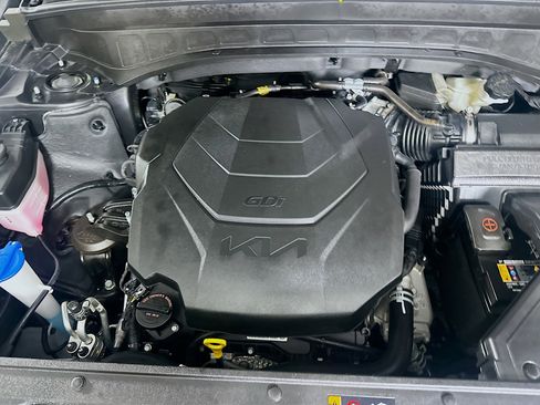 Used 2025 Kia Telluride EX image 33