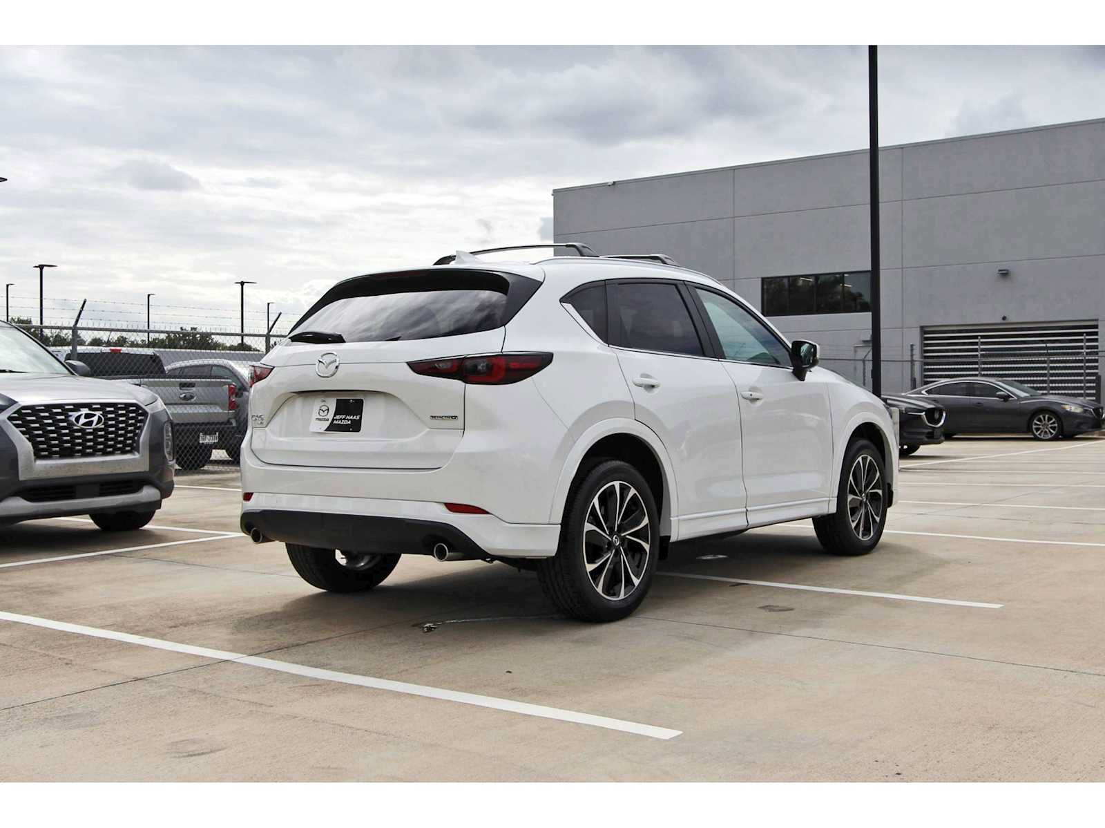 Certified 2025 MAZDA CX-5 AWD 2.5 S image 3