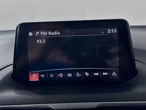 Used 2017 MAZDA MAZDA3 Touring FWD image 18