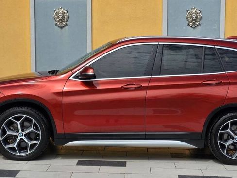 Used 2019 BMW X1 xDrive28i w/ Convenience Package AWD/4WD image 1