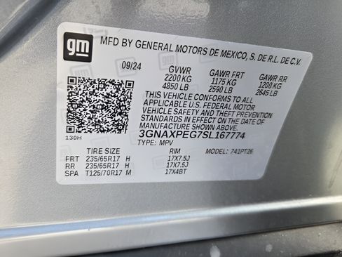 Used 2025 Chevrolet Equinox LT w/ Convenience Package II AWD/4WD image 16