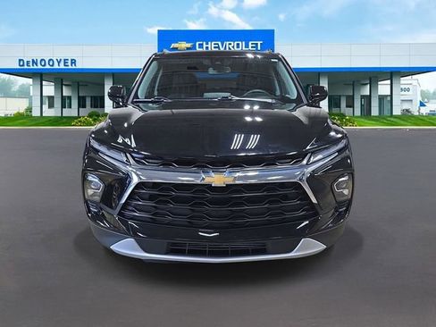 Used 2023 Chevrolet Blazer LT w/ Convenience Package AWD/4WD image 4