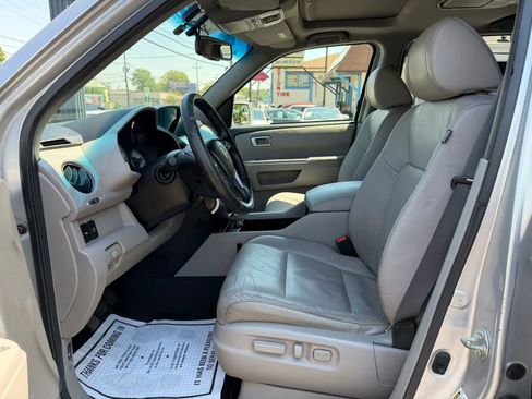 Used 2011 Honda Pilot Touring image 9