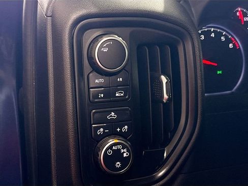 Used 2022 Chevrolet Silverado 1500 Custom image 11