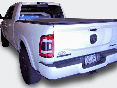 Used 2022 RAM 2500 Laramie AWD/4WD image 9