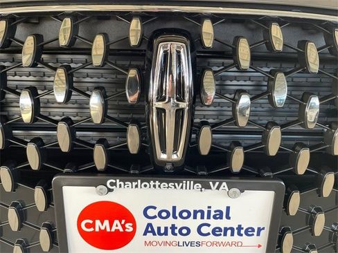 New 2025 Lincoln Corsair Reserve w/ Equipment Group 202A image 30