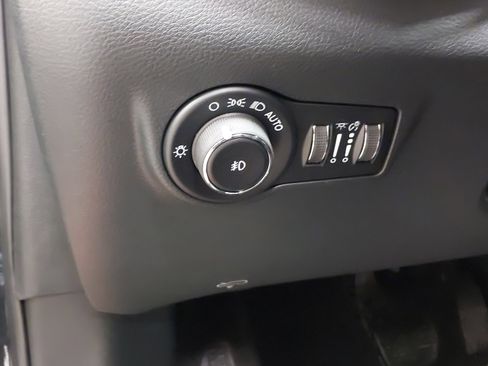 New 2026 Jeep Compass Latitude image 23