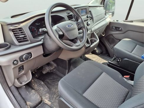 Used 2025 Ford Transit 250 Low Roof w/ Exterior Upgrade Package RWD image 13