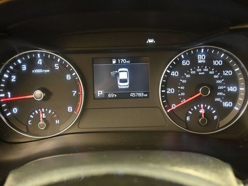 Used 2020 Kia Forte LXS FWD image 18