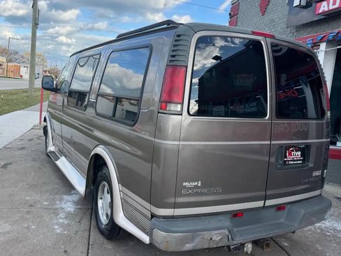 Used 1999 Chevrolet Express 1500 w/ Convenience Pkg image 6