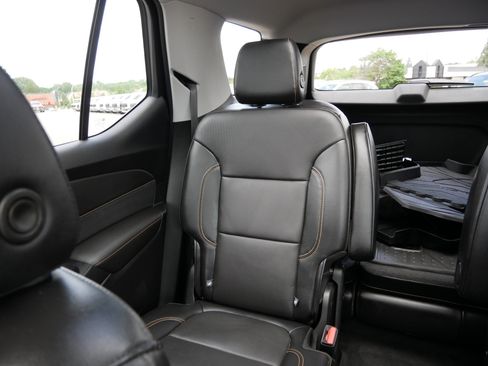 Used 2018 Chevrolet Traverse Premier AWD/4WD image 12