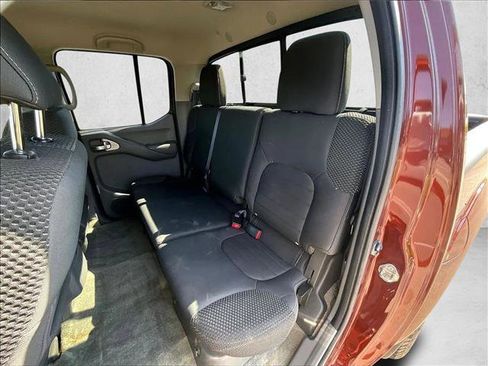 Used 2017 Nissan Frontier Desert Runner image 21
