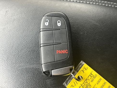 Used 2023 Dodge Durango SXT Launch Edition image 29