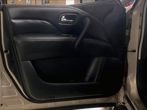 Used 2022 INFINITI QX80 Luxe w/ Cargo Package image 21