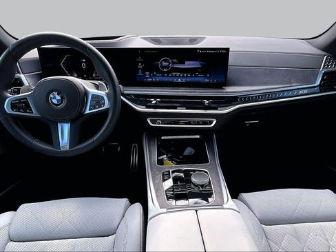 Used 2026 BMW X5 sDrive40i w/ M Sport Package RWD image 16