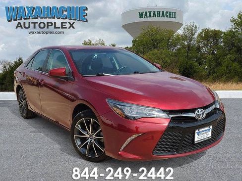 Used 2017 Toyota Camry XSE FWD image 1