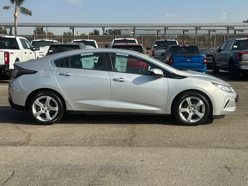 Used 2019 Chevrolet Volt LT image 3