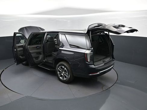 New 2026 Chevrolet Tahoe LT RWD image 2