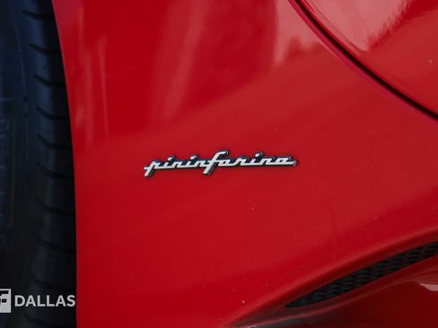 Used 2010 Ferrari California RWD image 21