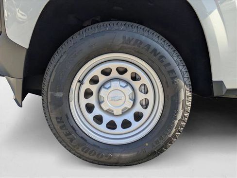 New 2026 Chevrolet Colorado W/T image 9