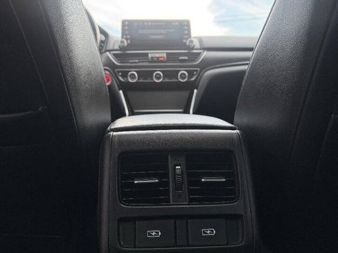 Used 2021 Honda Accord EX-L image 12