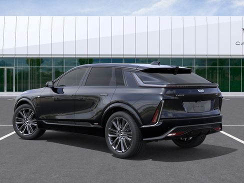 New 2026 Cadillac Lyriq V w/ Exterior Carbon Fiber Package AWD/4WD image 3