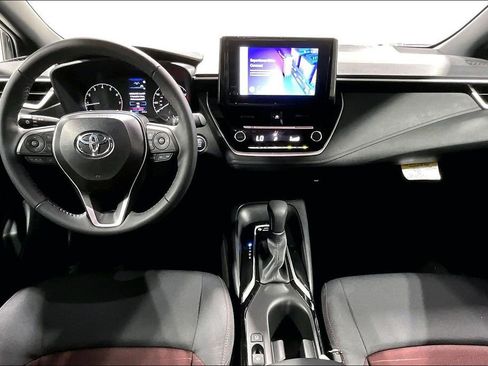 Used 2025 Toyota Corolla SE image 17