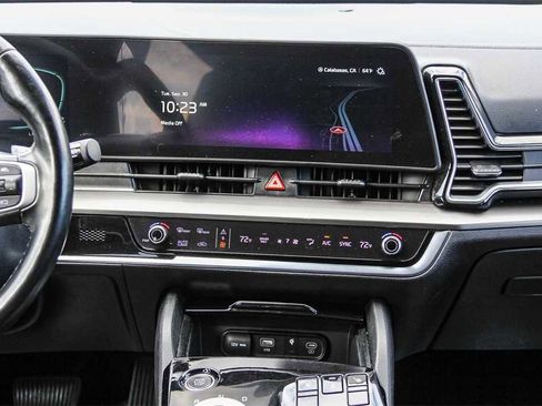 Used 2023 Kia Sportage EX w/ EX Premium Package image 14