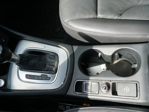 Used 2018 Audi Q3 2.0T Premium w/ Convenience Package image 24