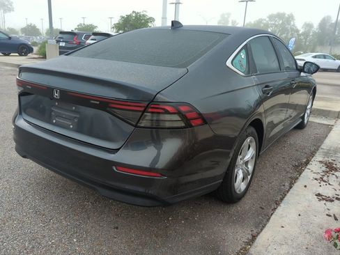 Used 2023 Honda Accord LX image 3