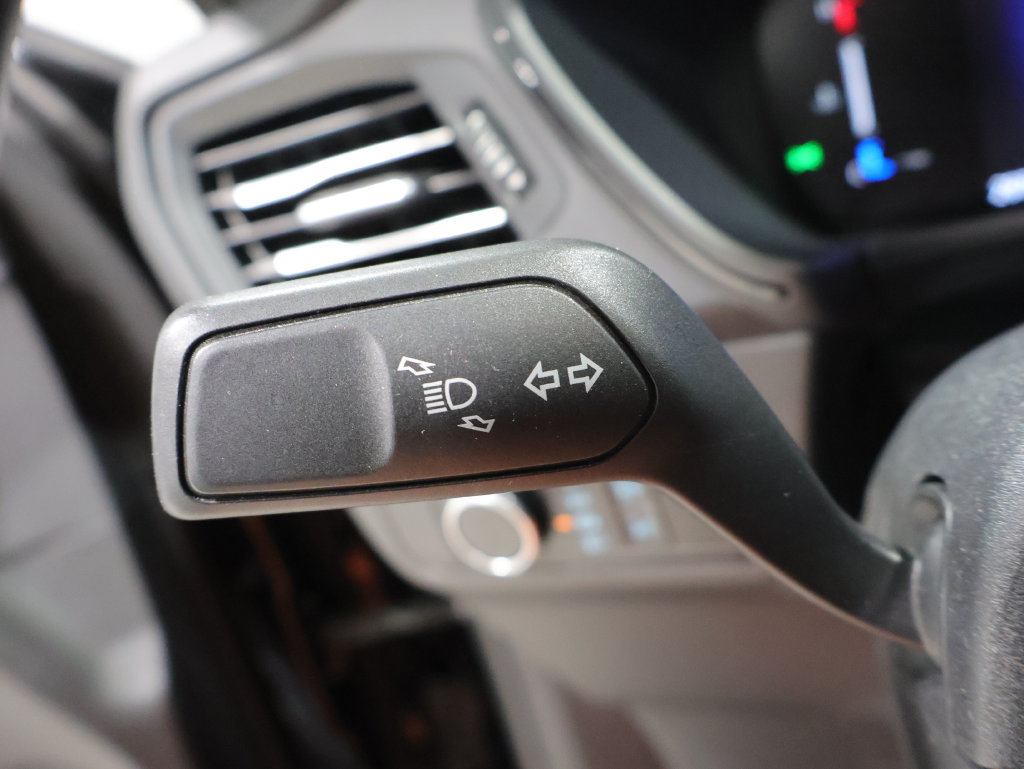 Used 2025 Ford Escape ST-Line AWD/4WD image 36