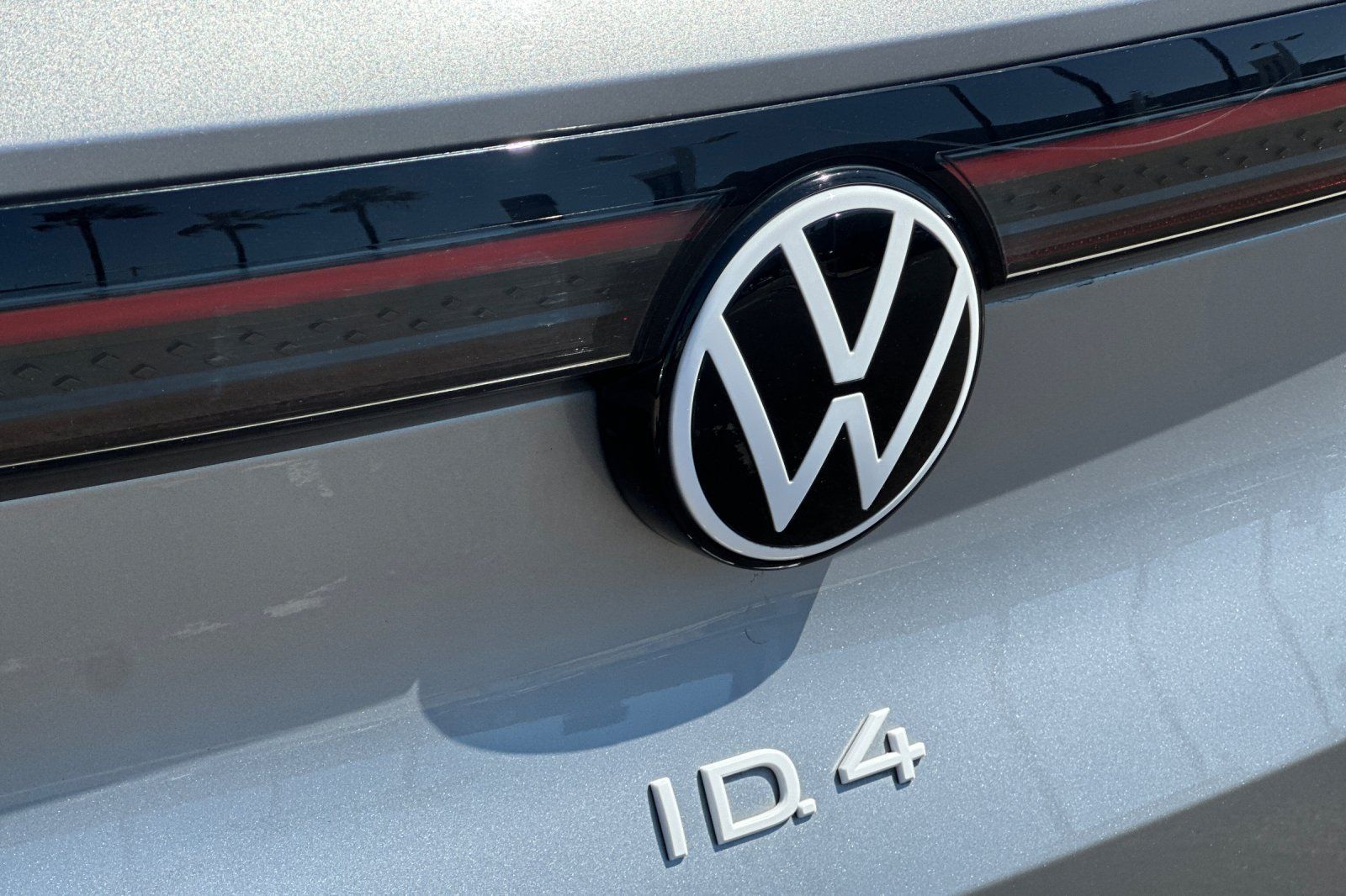 Used 2023 Volkswagen ID.4 Pro RWD image 28