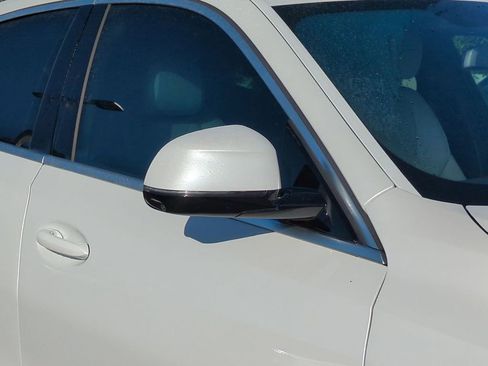 Used 2023 BMW X6 xDrive40i w/ Climate Comfort Package image 12