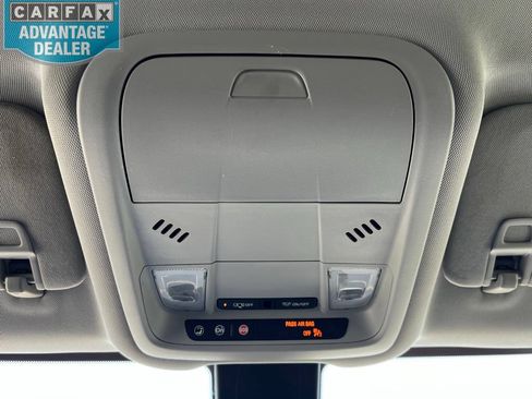 Used 2020 GMC Terrain SLT FWD image 16