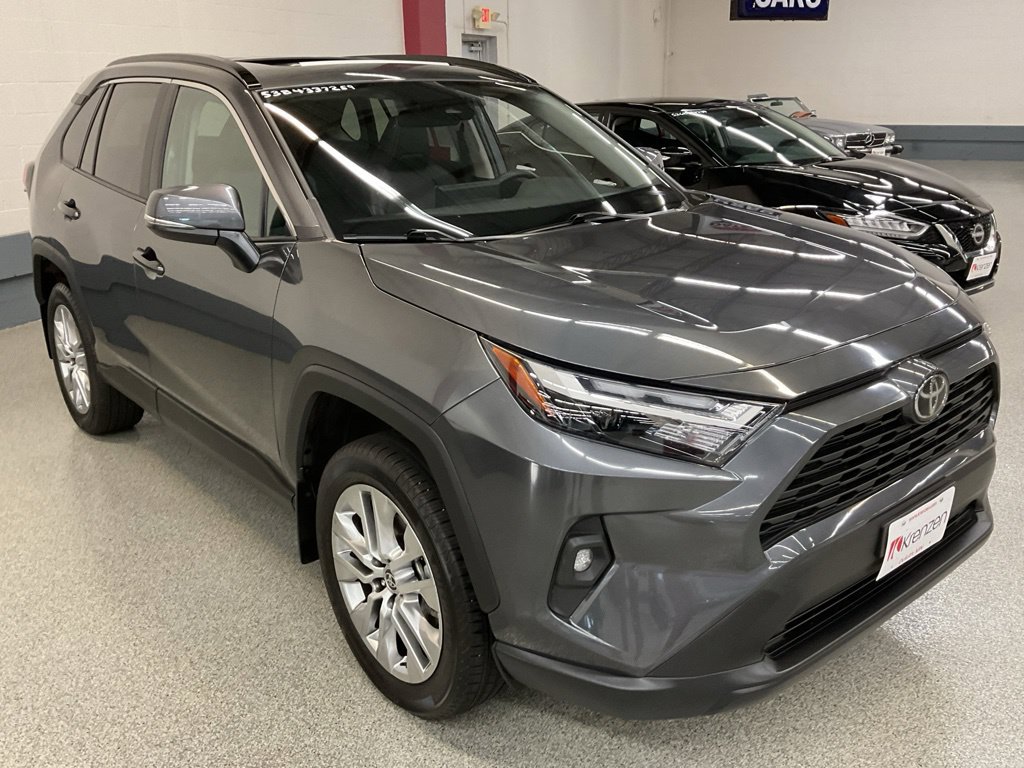 Used 2025 Toyota RAV4 XLE Premium w/ Weather Package AWD/4WD image 3