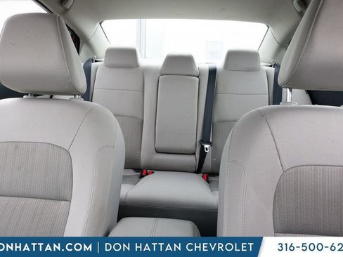 Used 2025 Nissan Altima 2.5 SV FWD image 15