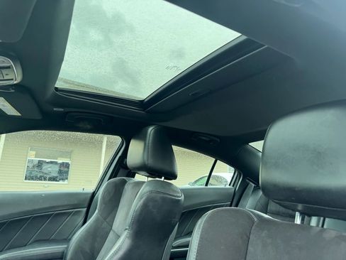 Used 2018 Dodge Charger GT image 11