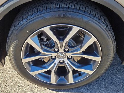 Used 2023 Acura MDX Technology image 12