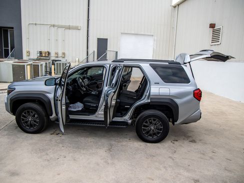 Used 2025 Toyota 4Runner SR5 image 11