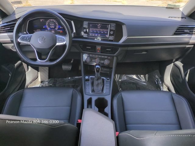 Used 2024 Volkswagen Jetta SE FWD image 15