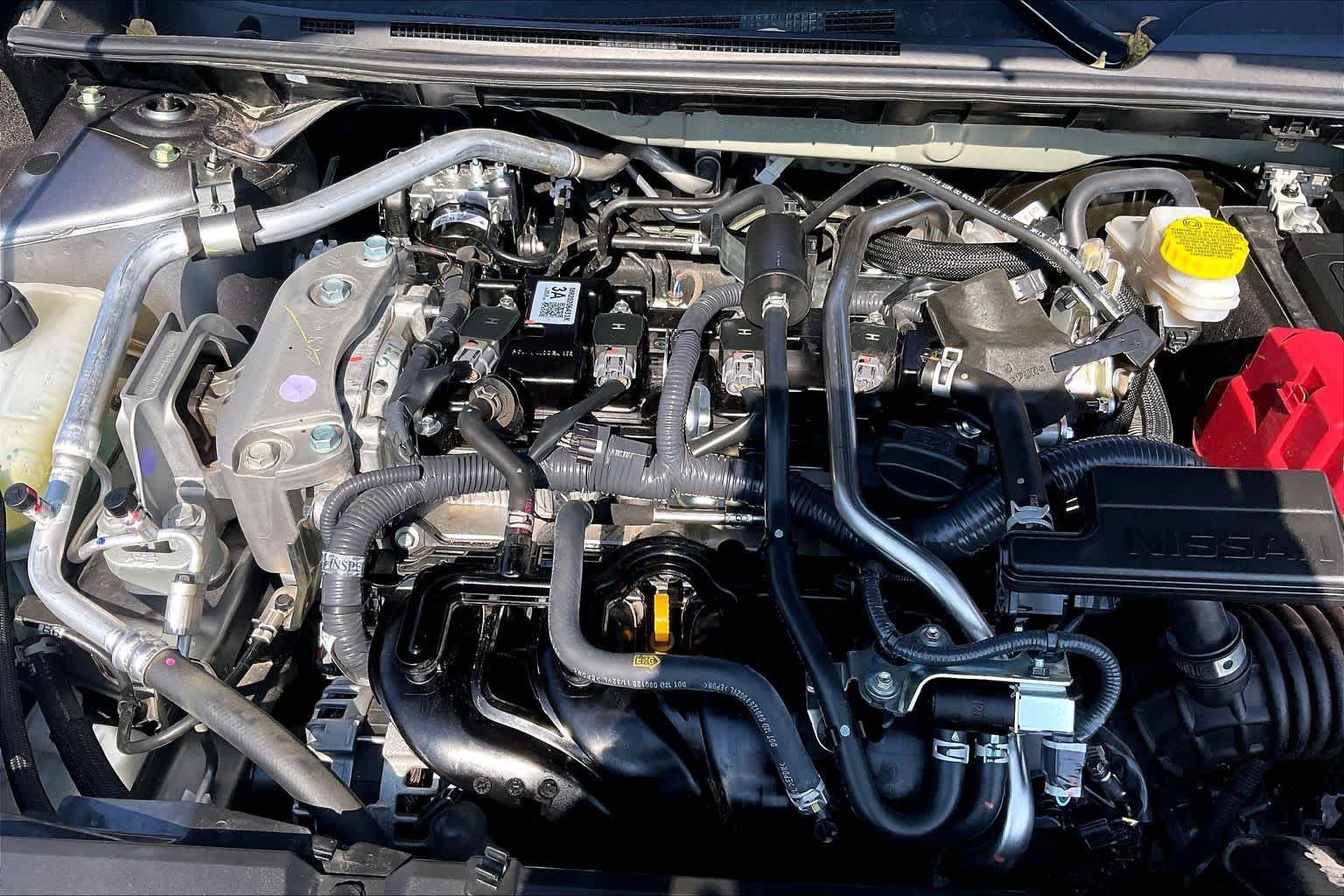 Used 2025 Nissan Sentra SV FWD image 32