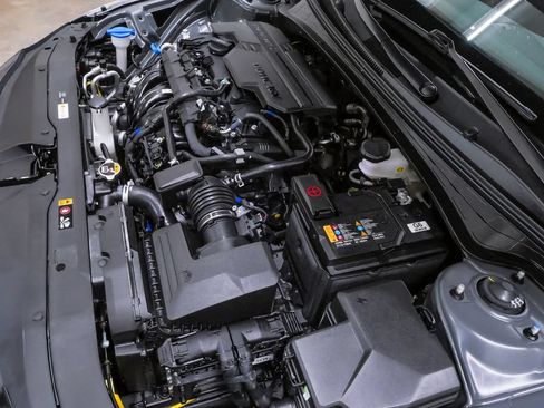 Certified 2026 Hyundai Elantra Sport FWD image 26