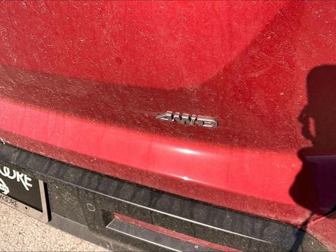 New 2026 Nissan Pathfinder SV image 8