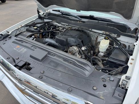 Used 2015 Chevrolet Silverado 2500 W/T RWD image 21