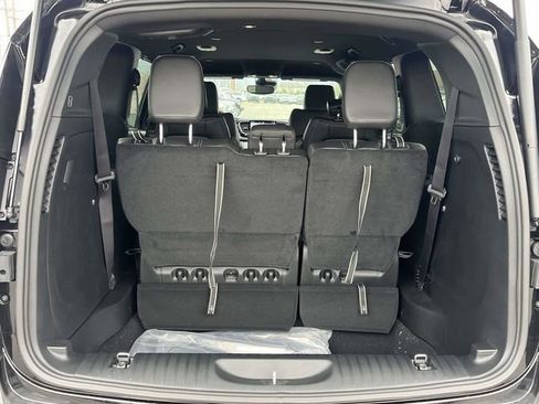 New 2026 Chrysler Pacifica Select image 17