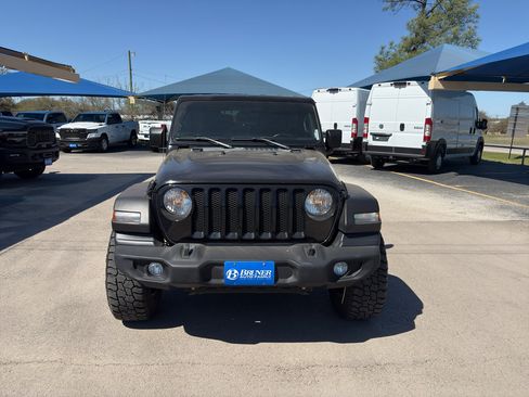 Used 2020 Jeep Wrangler Sport image 2