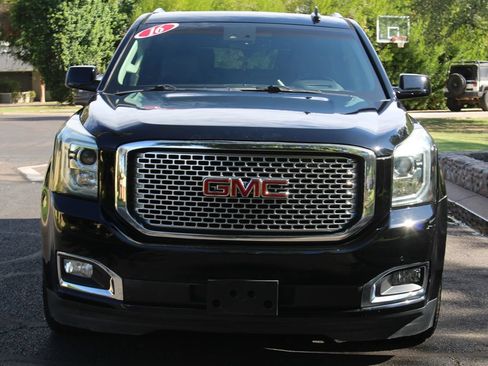 Used 2016 GMC Yukon XL Denali w/ Open Road Package AWD/4WD image 4